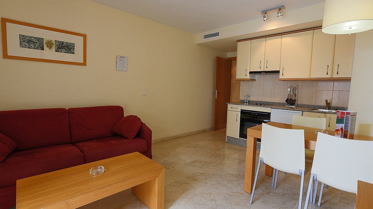Aparthotel Milord'S Suites Бенидорм Екстериор снимка