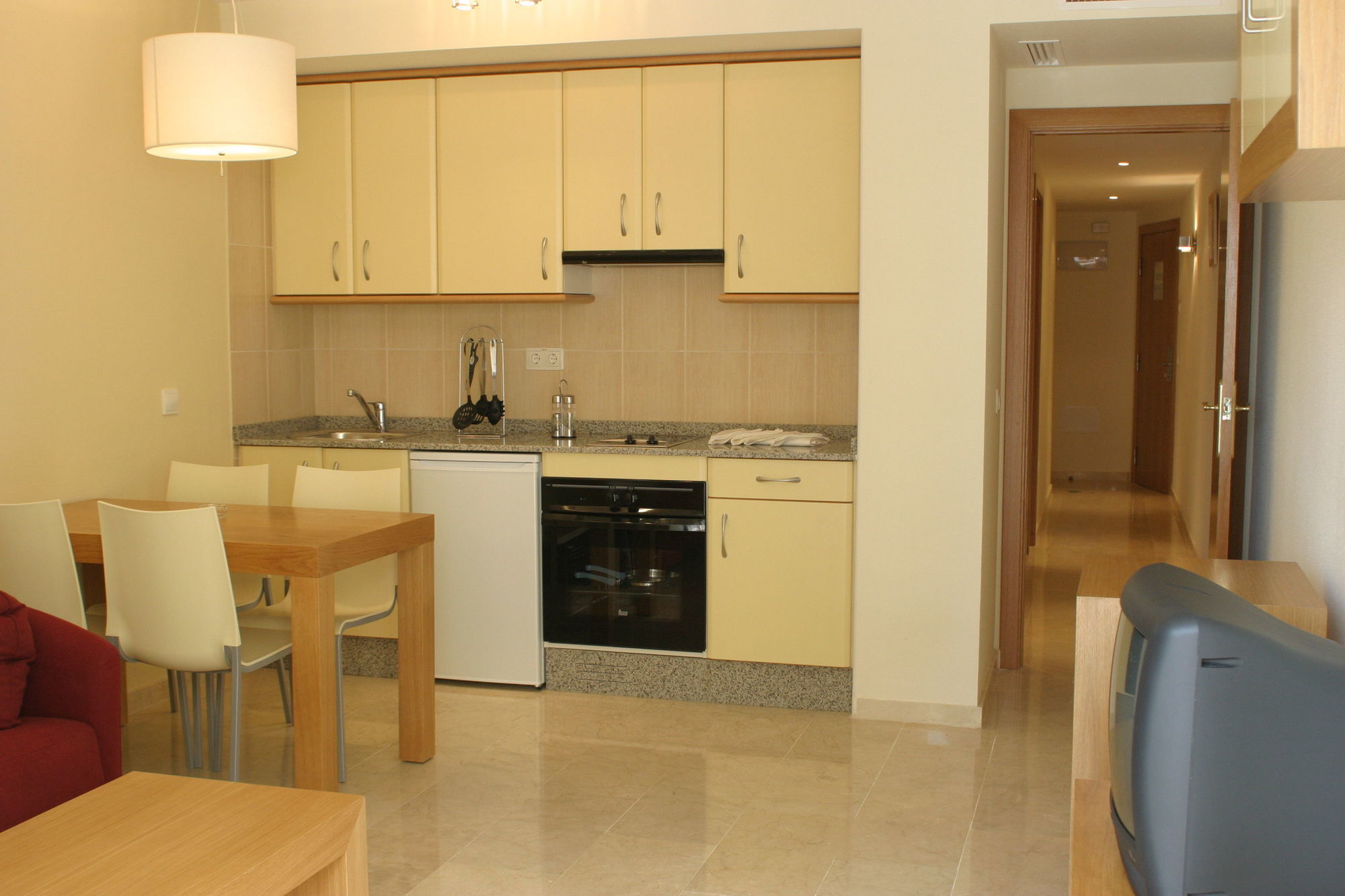 Aparthotel Milord'S Suites Бенидорм Екстериор снимка